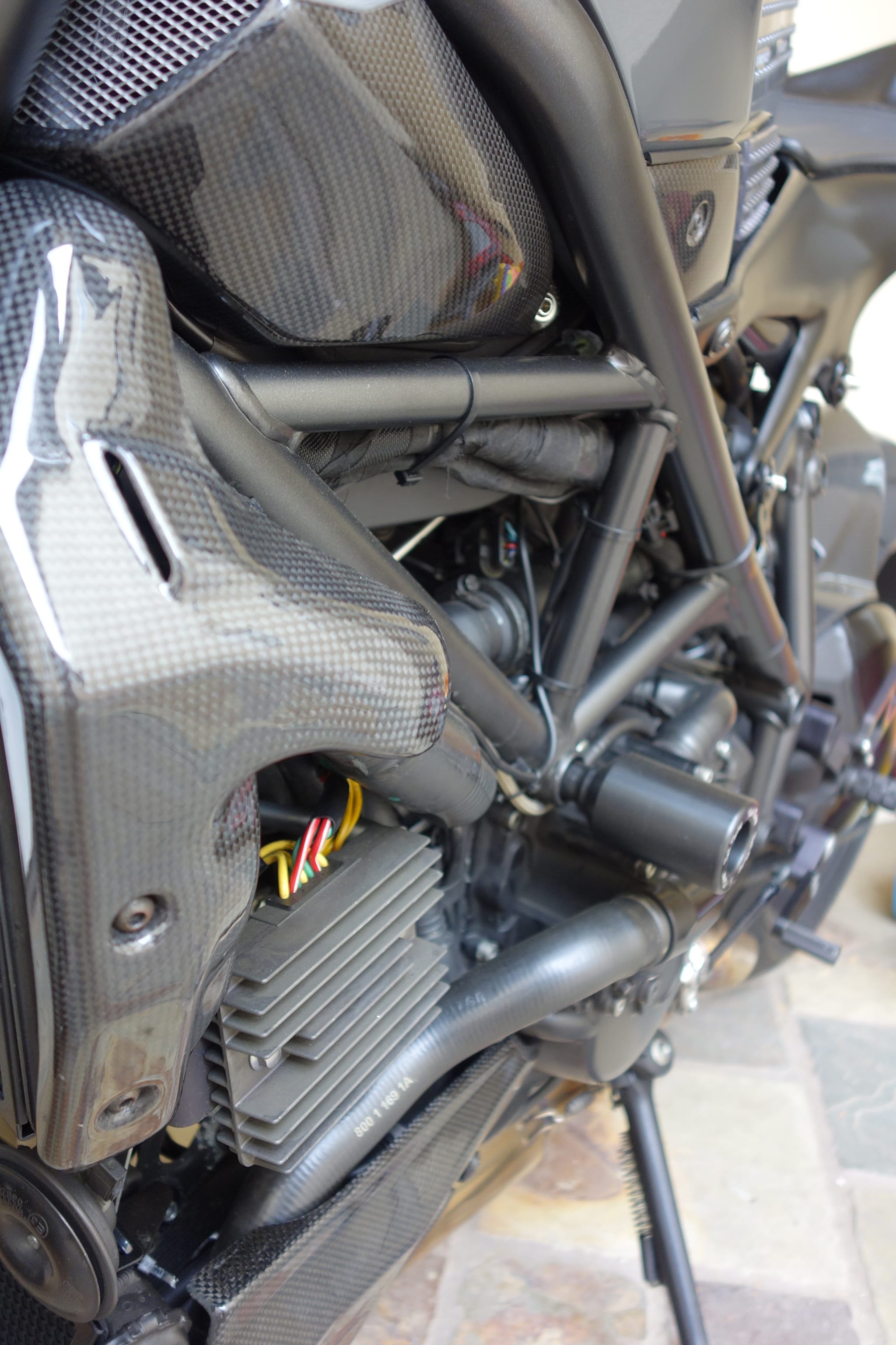 2010 Ducati Streetfighter photo 21