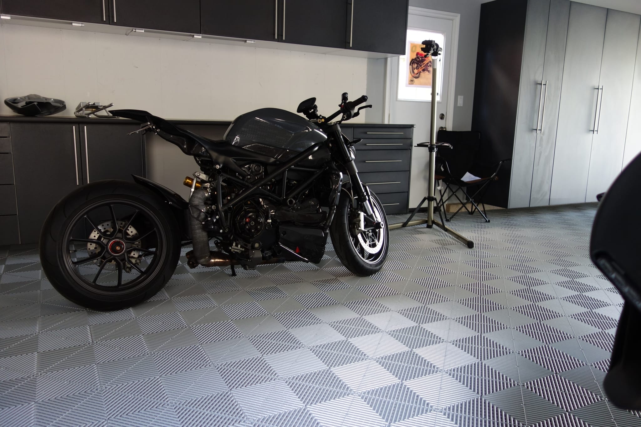 2010 Ducati Streetfighter photo 44