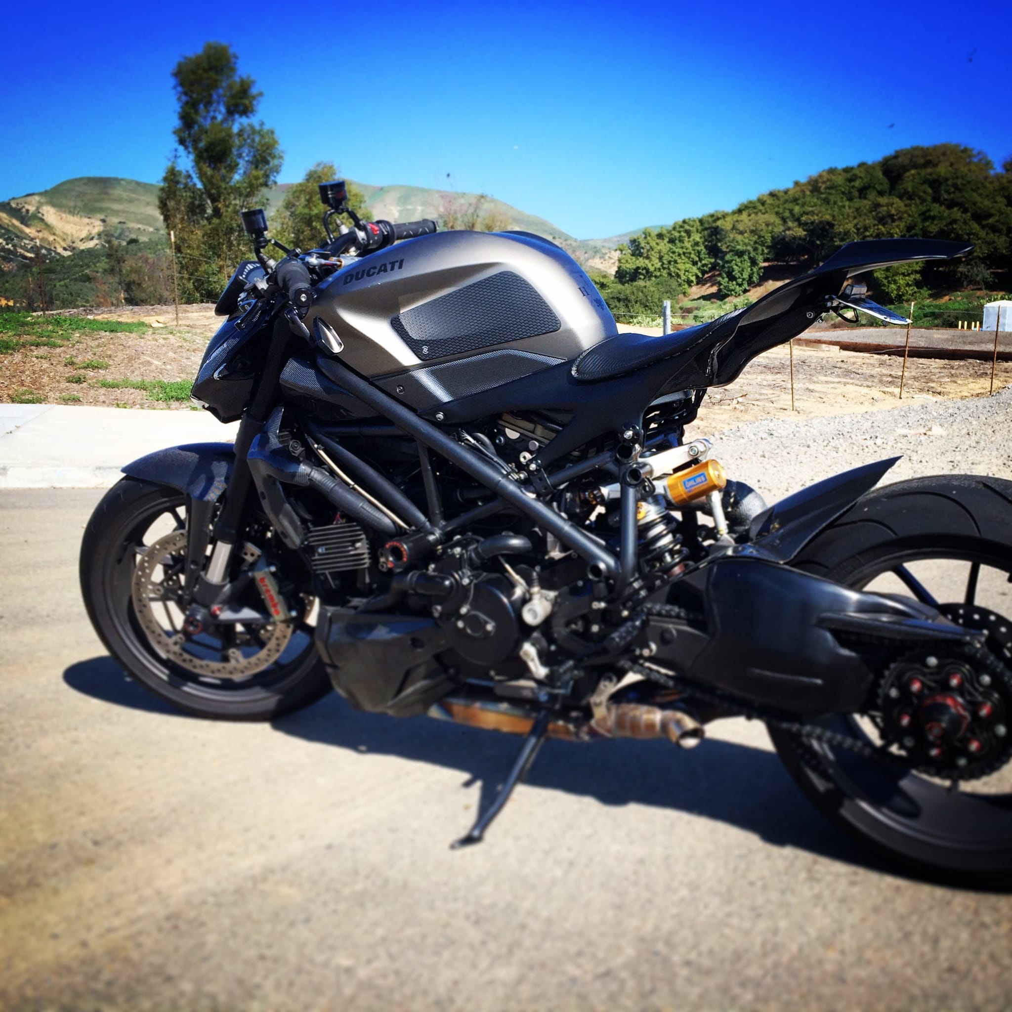 2010 Ducati Streetfighter photo 118