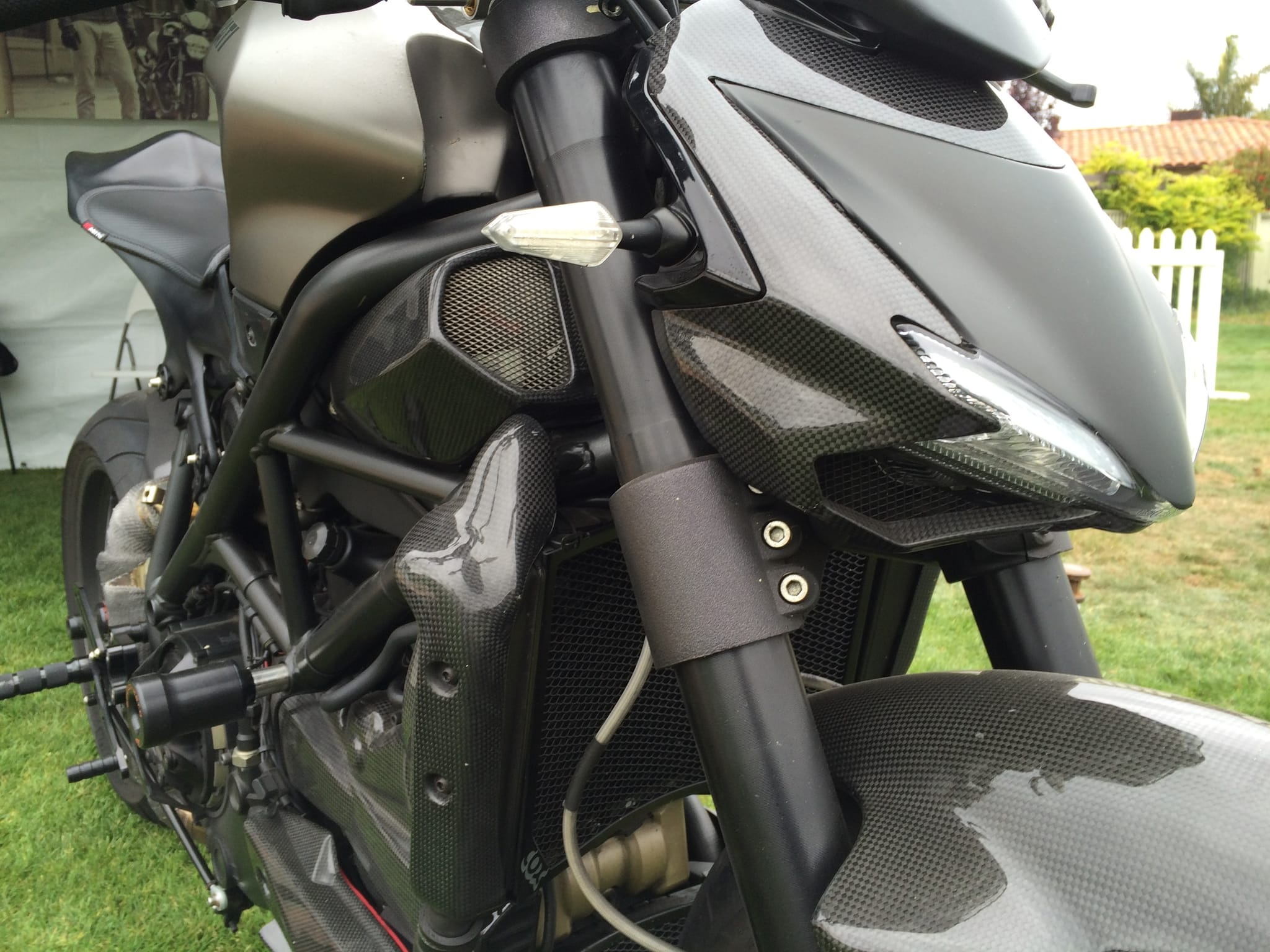 2010 Ducati Streetfighter photo 133