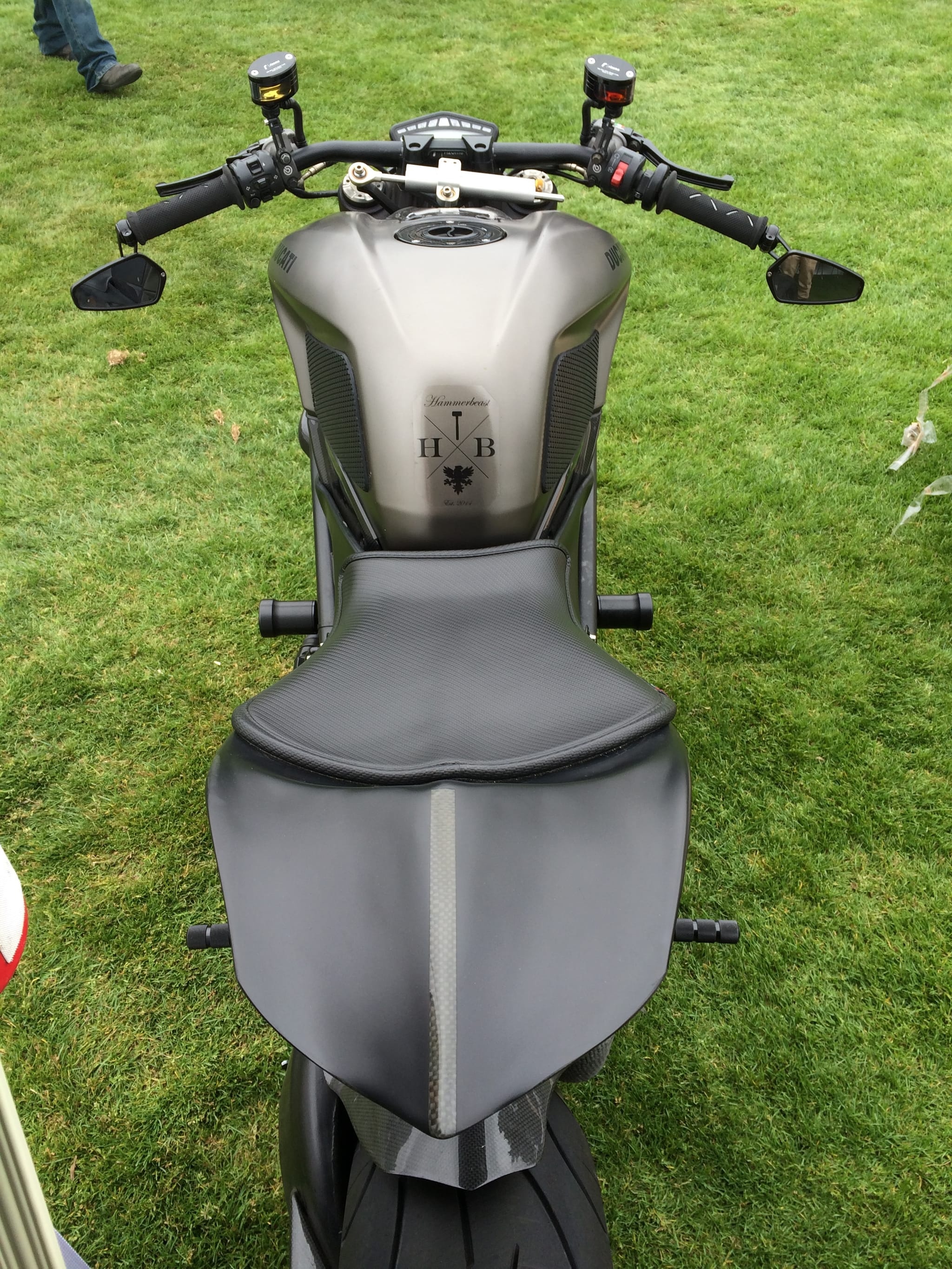 2010 Ducati Streetfighter photo 139