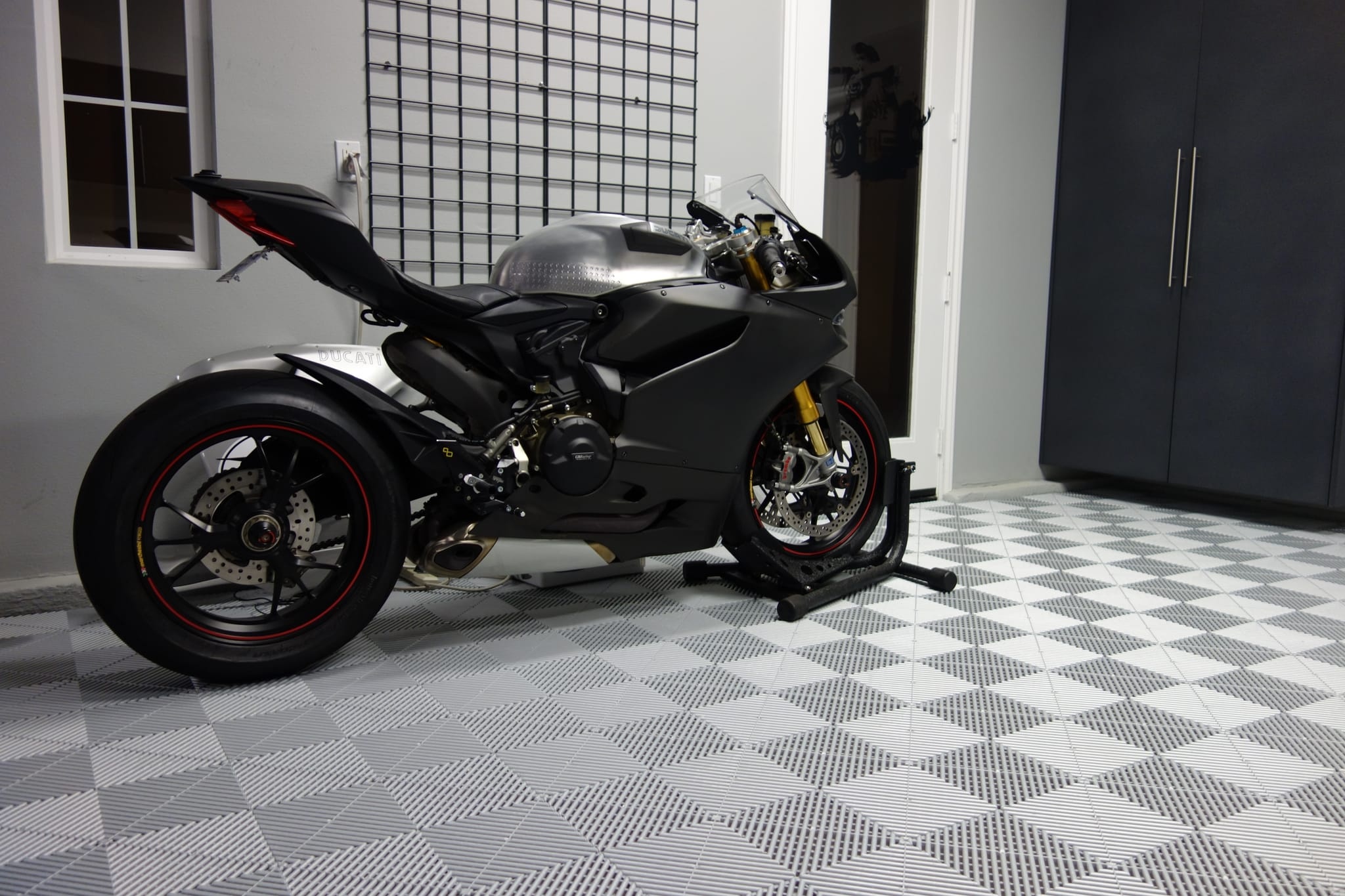 2012 Ducati Panigale 1199 photo 22