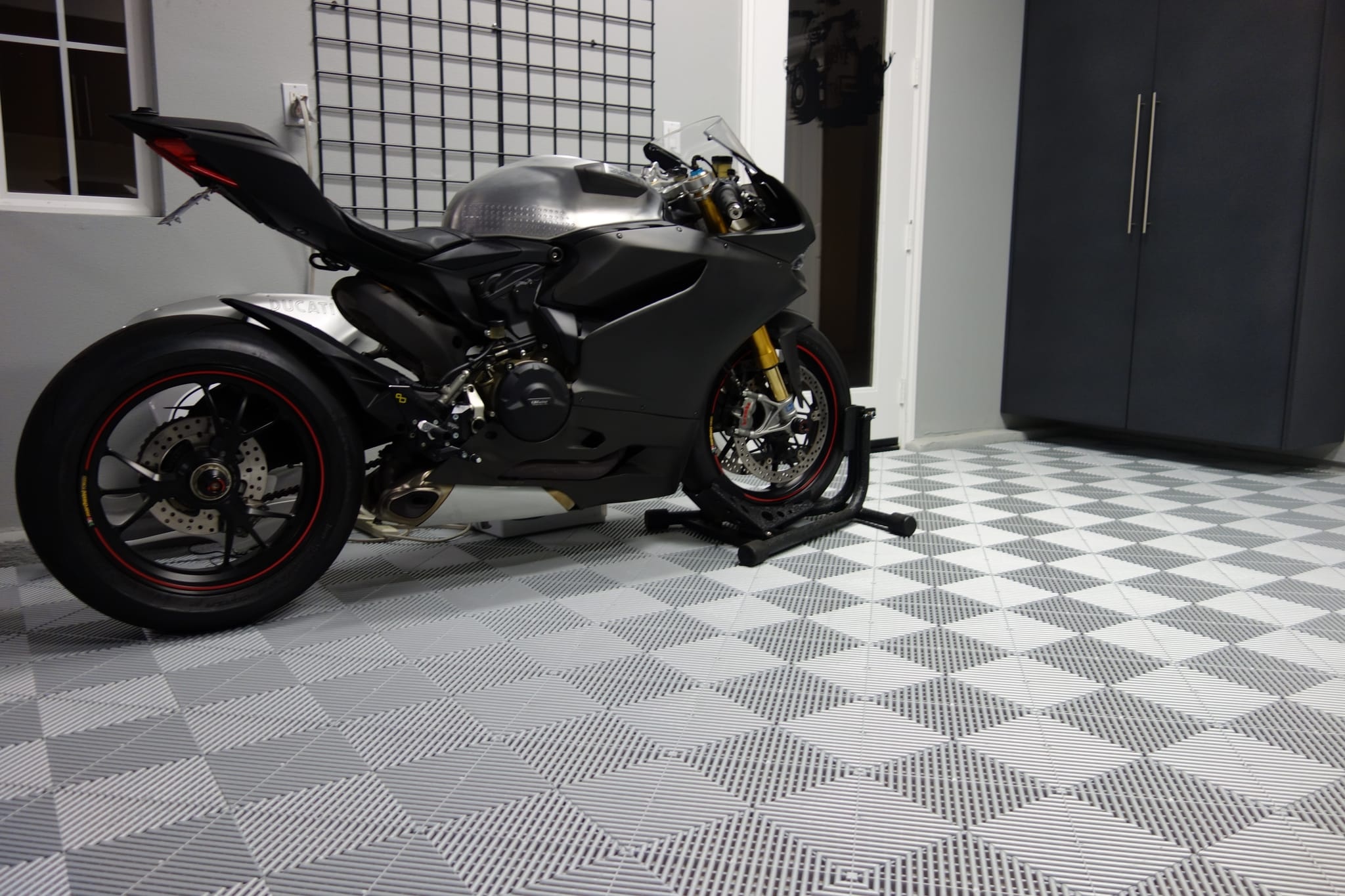 2012 Ducati Panigale 1199 photo 24