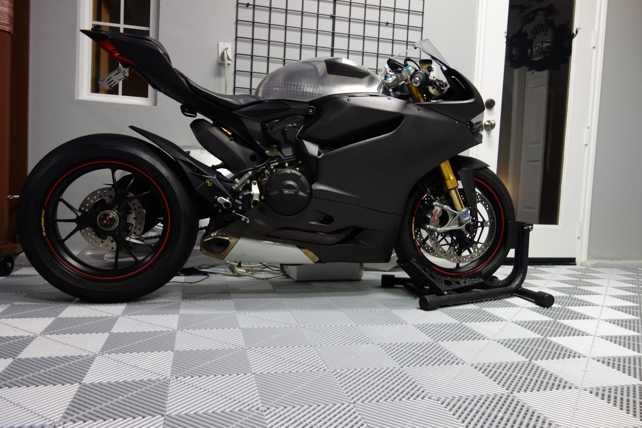 2012 Ducati Panigale 1199 photo 31