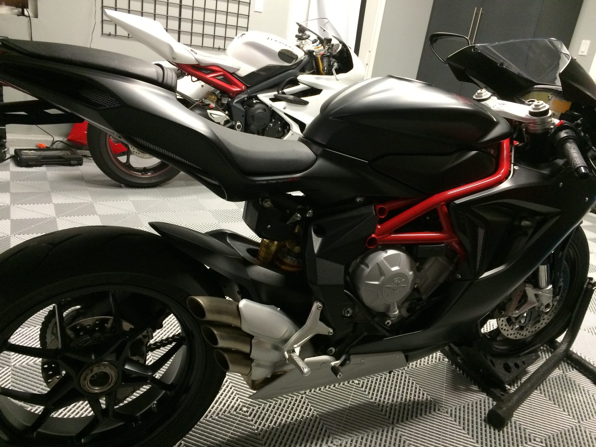 2015 MV Agusta F3 photo 45