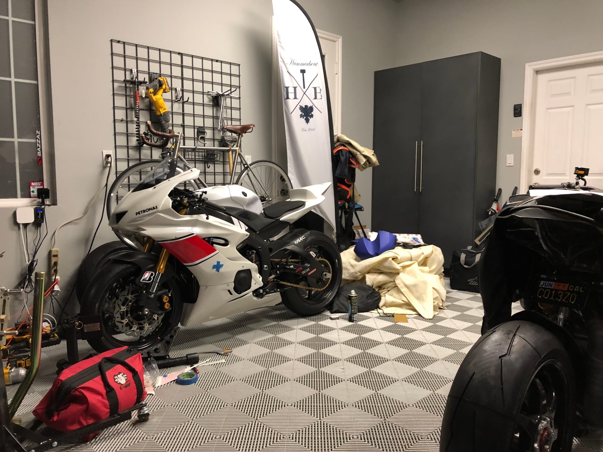 Graves Yamaha R6 — JD Beach #1 photo 9