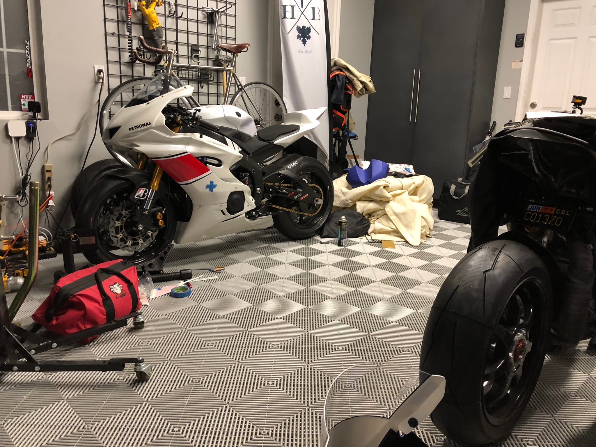 Graves Yamaha R6 — JD Beach #1 photo 17