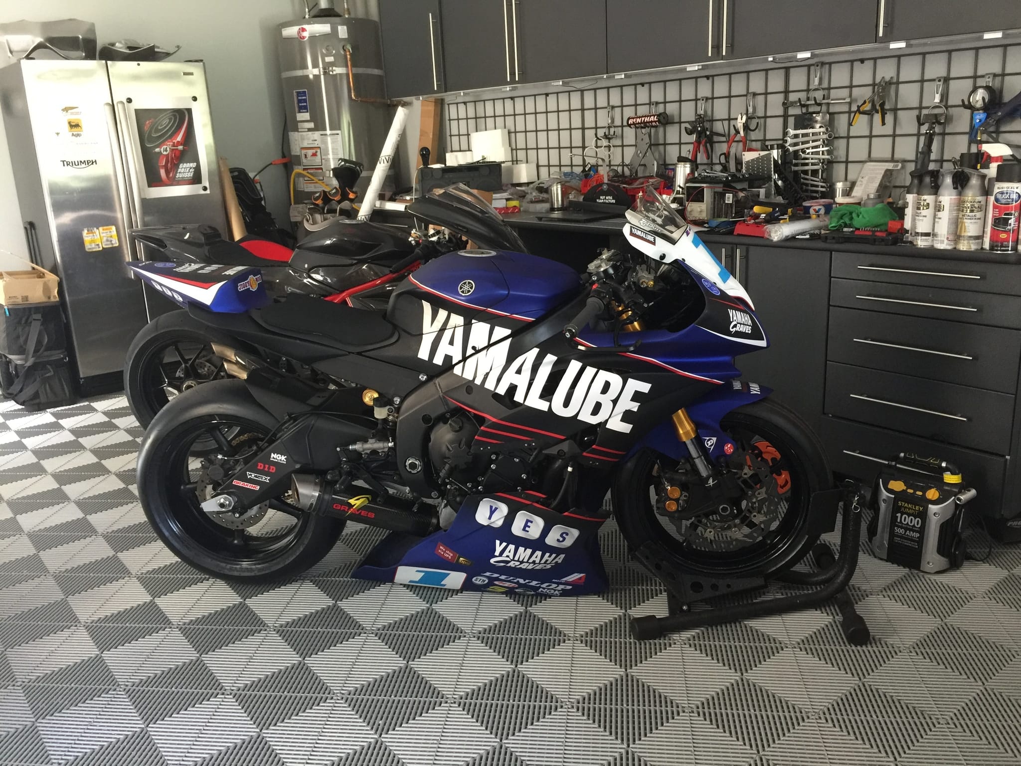 Graves Yamaha R6 — JD Beach #1 photo 1
