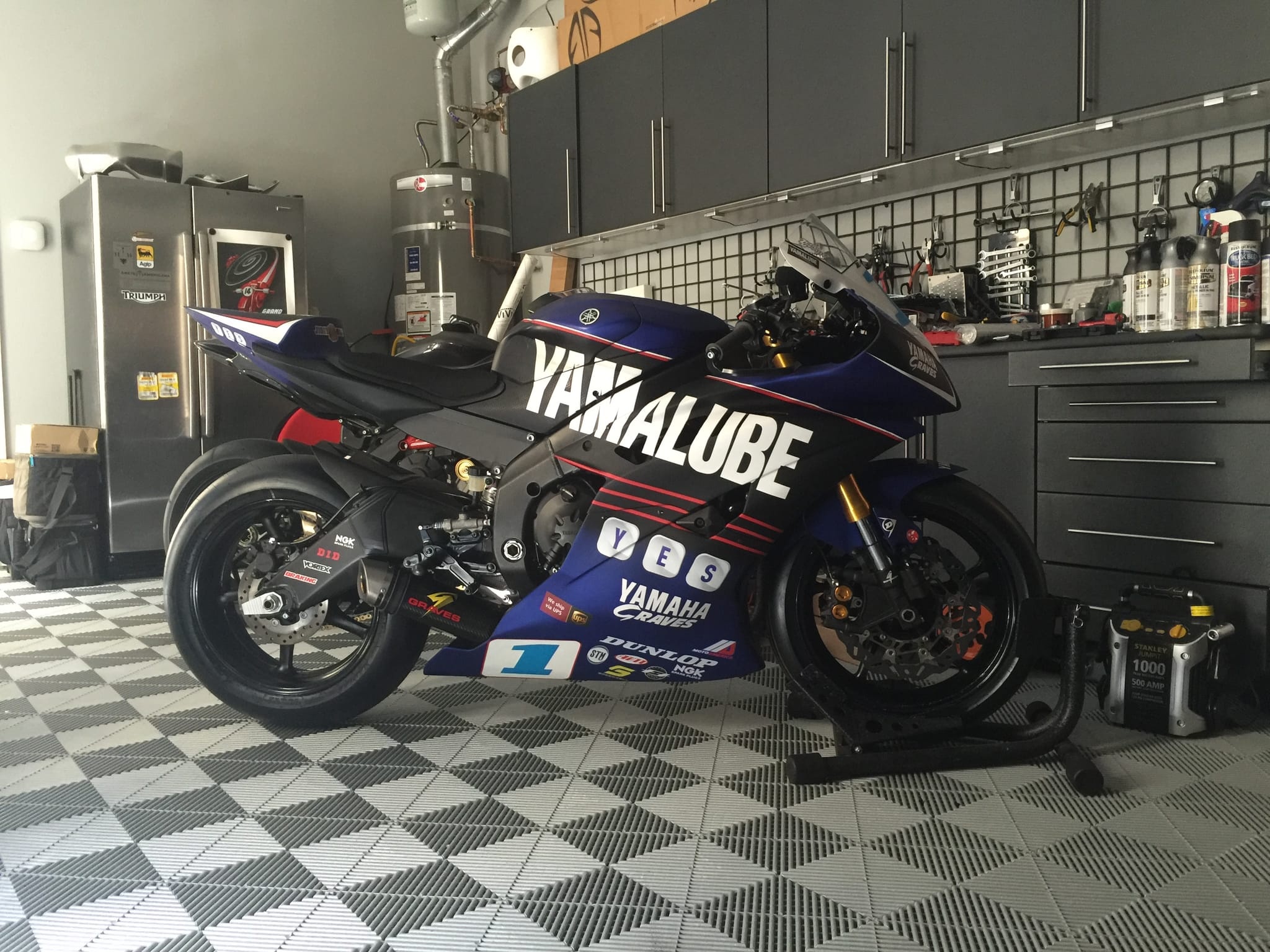Graves Yamaha R6 — JD Beach #1 photo 38
