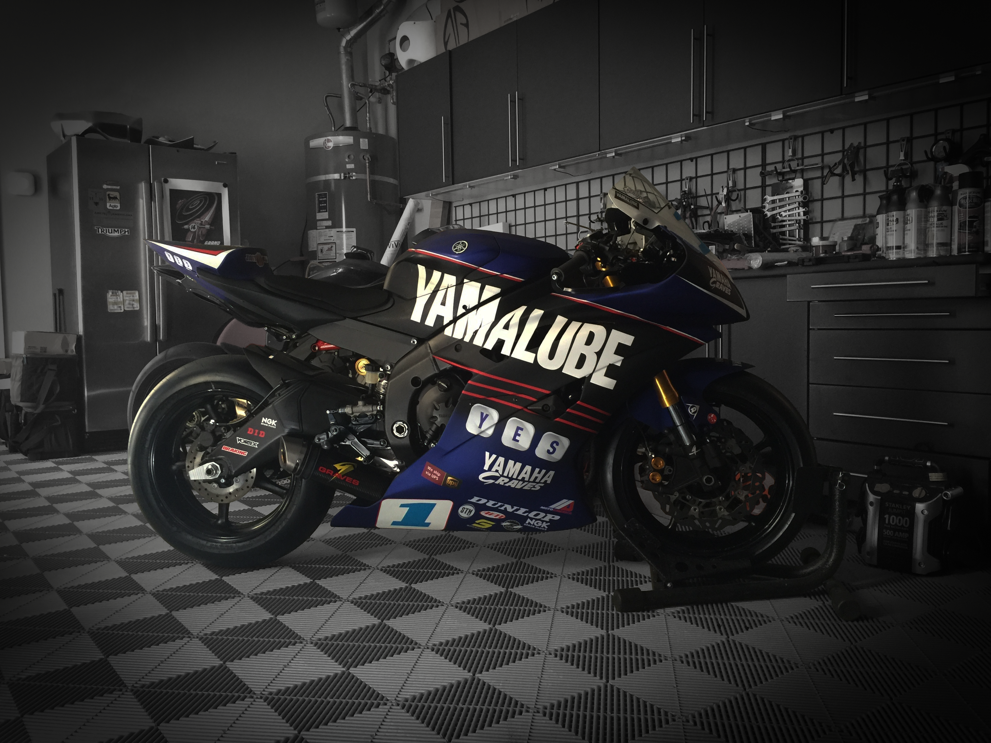 Graves Yamaha R6 — JD Beach #1