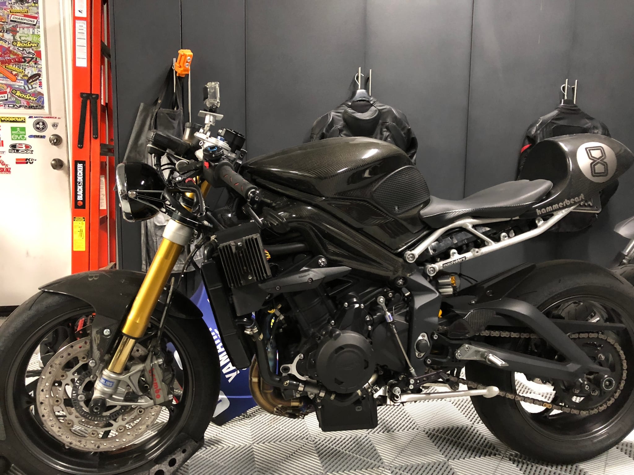 Triumph 675R Cafe Racer photo 19