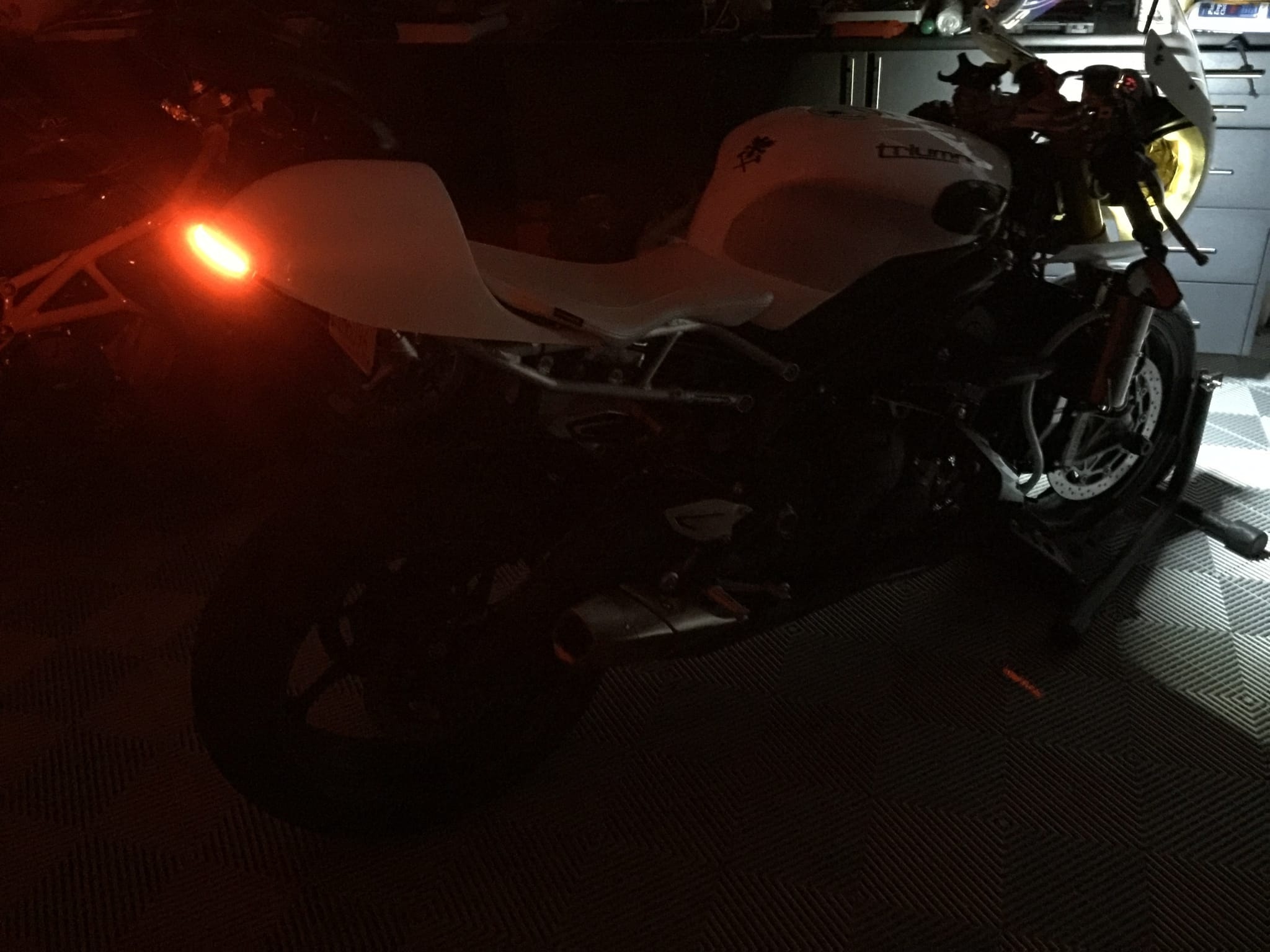 Triumph 675R Cafe Racer photo 66