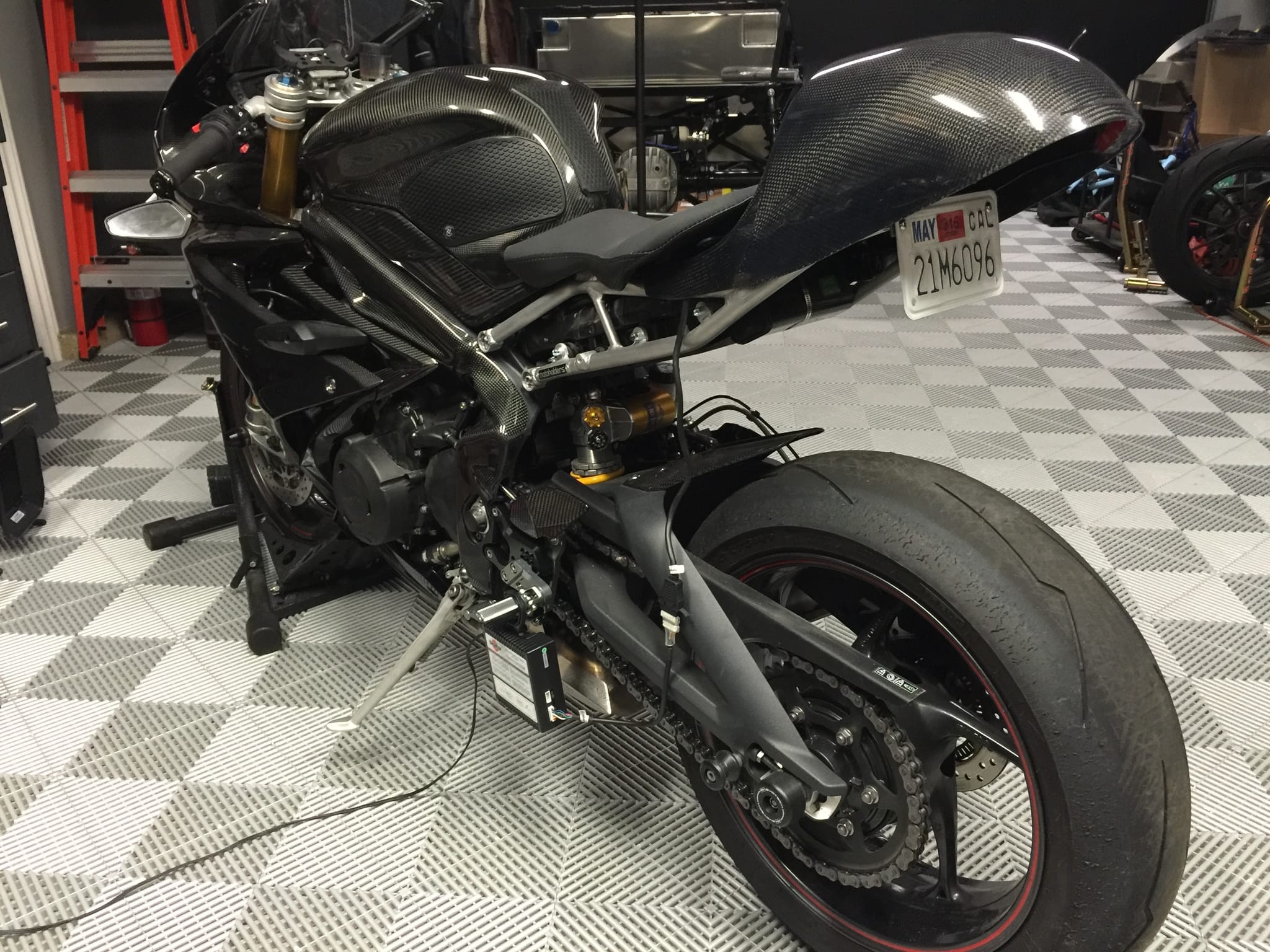 Triumph 675R Cafe Racer photo 76